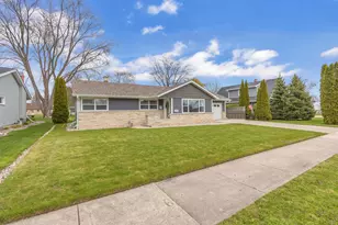 1010 N Webster St, Port Washington, WI 53074 - Photo 25
