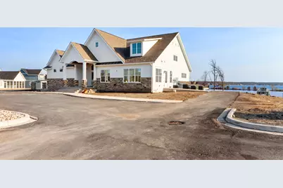 2604  Mooring Ct, Delavan, WI 53115 - Photo 25