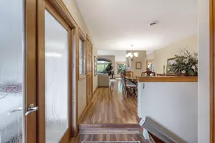 7571 W Tuckaway Pines Cir, Franklin, WI 53132 - Photo 3