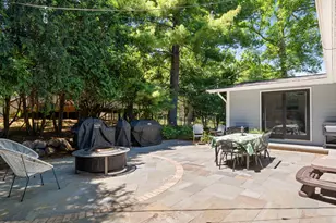 860 Trails End Dr, Fontana, WI 53125 - Photo 55