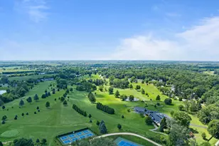 860 Trails End Dr, Fontana, WI 53125 - Photo 95
