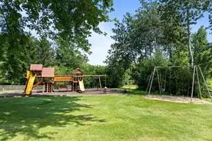 860 Trails End Dr, Fontana, WI 53125 - Photo 85