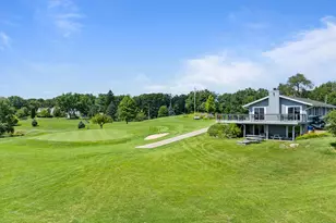 860 Trails End Dr, Fontana, WI 53125 - Photo 97