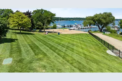 860  Trails End Dr, Fontana, WI 53125 - Photo 83