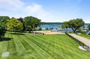 860 Trails End Dr, Fontana, WI 53125 - Photo 83