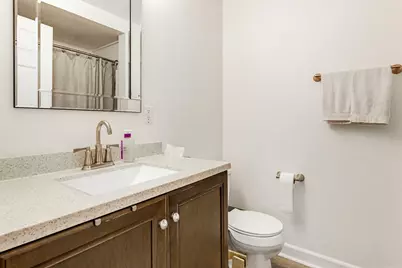 1431 S 72nd St, West Allis, WI 53214 - Photo 9