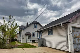 2236 S 35th St, Milwaukee, WI 53215 - Photo 7