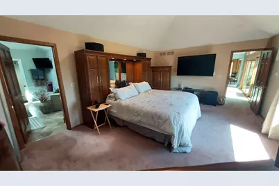 8404 S 68th St, Franklin, WI 53132 - Photo 23