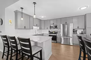 1625 Grey Fox Trail, Mukwonago, WI 53149 - Photo 5