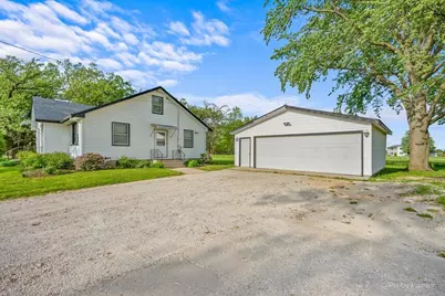 11611  152 Ave, Kenosha, WI 53142 - Photo 5