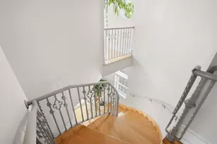 1913 E Estes St, Milwaukee, WI 53207 - Photo 23