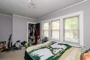 6221 W Lloyd St, Wauwatosa, WI 53213 - Photo 23