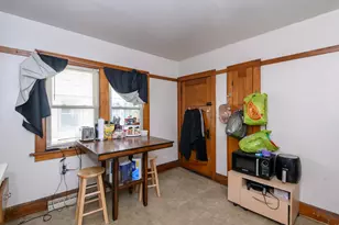 6221 W Lloyd St, Wauwatosa, WI 53213 - Photo 21