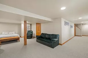 1971 Cascade Dr, Waukesha, WI 53188 - Photo 19