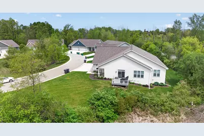 18  Briarknoll Cir, Saukville, WI 53080 - Photo 35