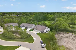 18 Briarknoll Cir, Saukville, WI 53080 - Photo 29