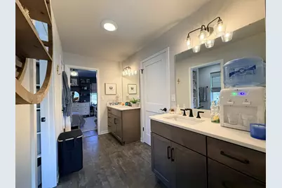 S54W25488  Pebble Brook Ct, Waukesha, WI 53189 - Photo 35