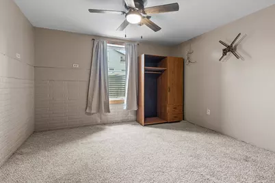 2124  Lakeshore Dr, Racine, WI 53139 - Photo 39