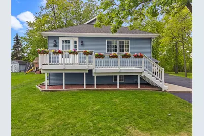 2124  Lakeshore Dr, Racine, WI 53139 - Photo 1