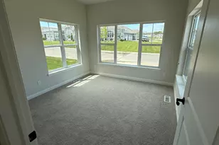 868 S Verona Cir, Grafton, WI 53024 - Photo 9