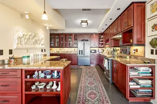 606 W Wisconsin Ave, Milwaukee, WI 53203 - Photo 9