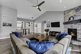 1200 Mohican Trail, Waukesha, WI 53189 - Photo 9