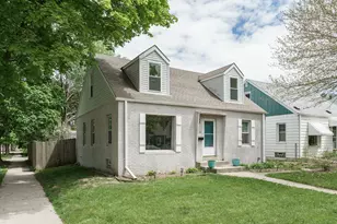3302 S Adams Ave, Milwaukee, WI 53207 - Photo 15