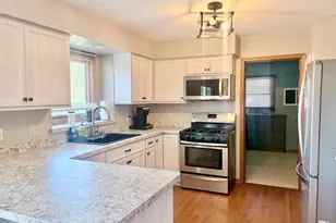 139 13th Ave, Racine, WI 53182 - Photo 7