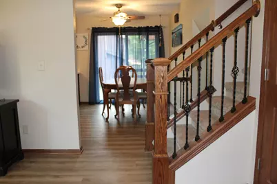 909  Country Ln, Watertown, WI 53098 - Photo 11