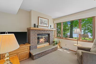 7301 W Wind Lake Rd, Racine, WI 53185 - Photo 5
