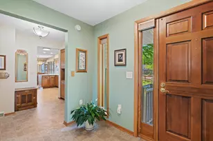 7301 W Wind Lake Rd, Racine, WI 53185 - Photo 13