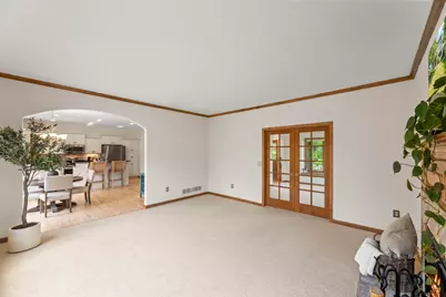 2138  Deer Path, Waukesha, WI 53189 - Photo 23