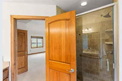 2138  Deer Path, Waukesha, WI 53189 - Photo 35
