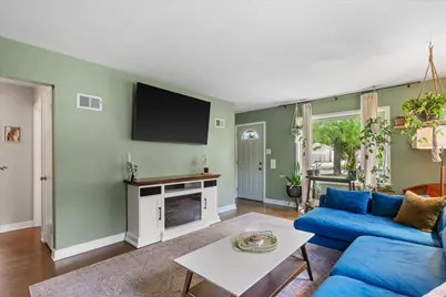 3057 N 80th St, Milwaukee, WI 53222 - Photo 5