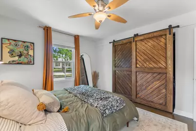 3057 N 80th St, Milwaukee, WI 53222 - Photo 9