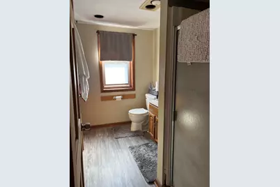 2340 S Kinnickinnic Ave, Milwaukee, WI 53207 - Photo 9