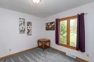 W164N9918 Robins Way, Germantown, WI 53022 - Photo 21