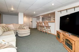 W164N9918 Robins Way, Germantown, WI 53022 - Photo 25