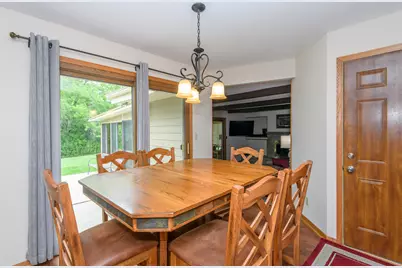 W164N9918  Robins Way, Germantown, WI 53022 - Photo 13