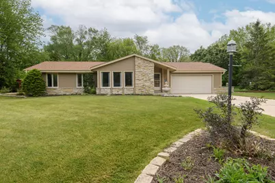W164N9918  Robins Way, Germantown, WI 53022 - Photo 31