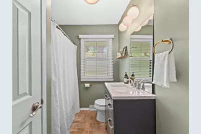 W220N9740  Amy Belle Rd, Germantown, WI 53017 - Photo 25