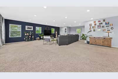 W220N9740  Amy Belle Rd, Germantown, WI 53017 - Photo 17