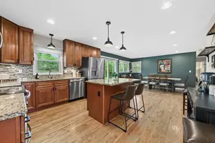 W220N9740 Amy Belle Rd, Germantown, WI 53017 - Photo 9