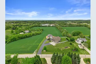 S66W24310  Skyline Ave, Vernon, WI 53189 - Photo 107