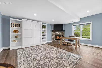 S66W24310  Skyline Ave, Vernon, WI 53189 - Photo 67