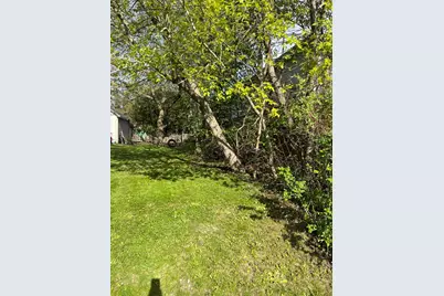 1223 S 8th St, Manitowoc, WI 54220 - Photo 11