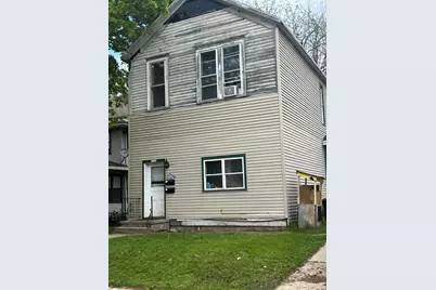 1223 S 8th St, Manitowoc, WI 54220 - Photo 13