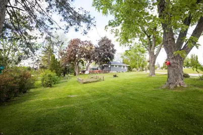 525  Janssen Ave, Mayville, WI 53050 - Photo 3