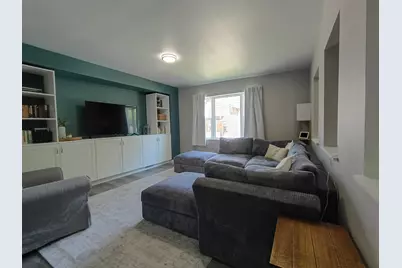16 N Adams St, Elkhorn, WI 53121 - Photo 3