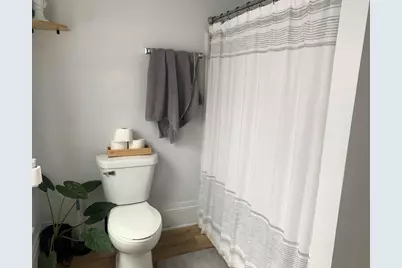 2900 W Arthur Ave #2902, Milwaukee, WI 53215 - Photo 13